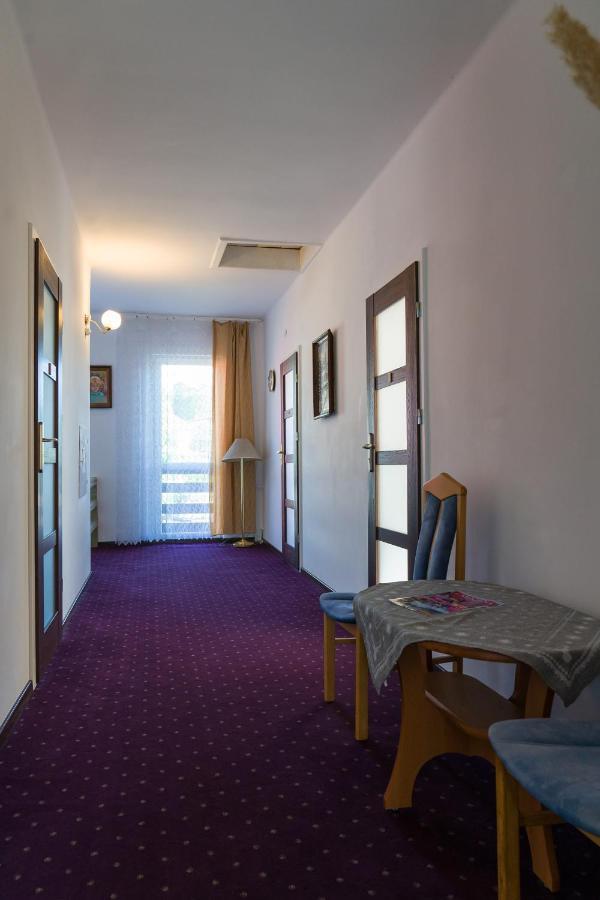 Milusia Muszyna Hotel Exterior photo